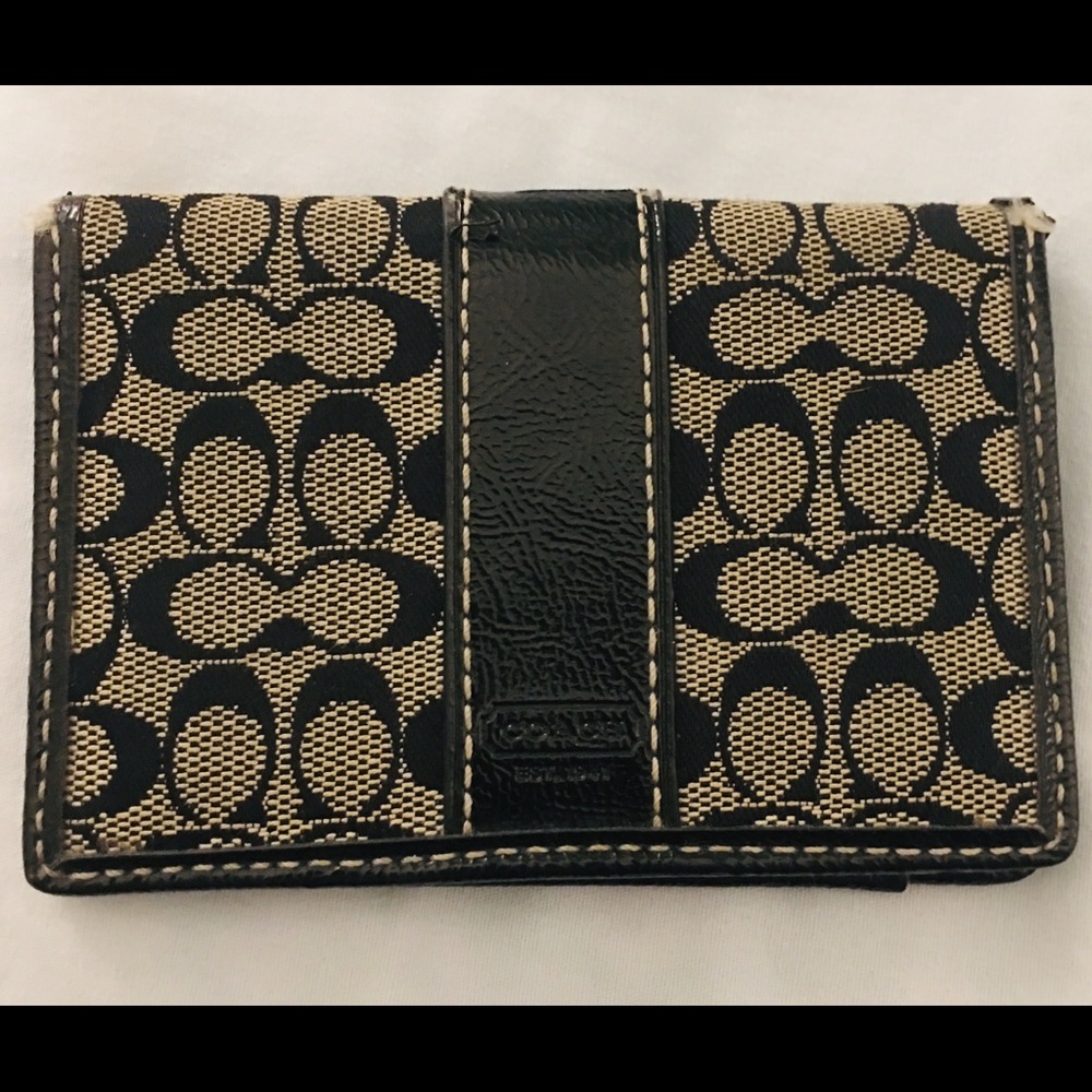 Small Coach black and grey wallet